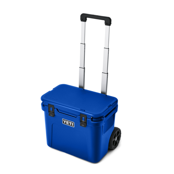 YETI Roadie 32 Wheeled Cooler, Royal Blue